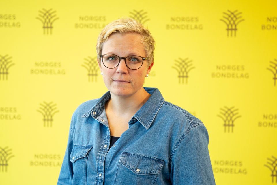 1. nestleiar i Norges Bondelag, Bodhild Fjelltveit, seier tala klart viser at Mattilsynet har for lite ressursar. – Me har spelt inn til statsbudsjettet fleire år på rad at Mattilsynet må få meir midlar for å kunne utøve rolla si. Foto: Norges Bondelag