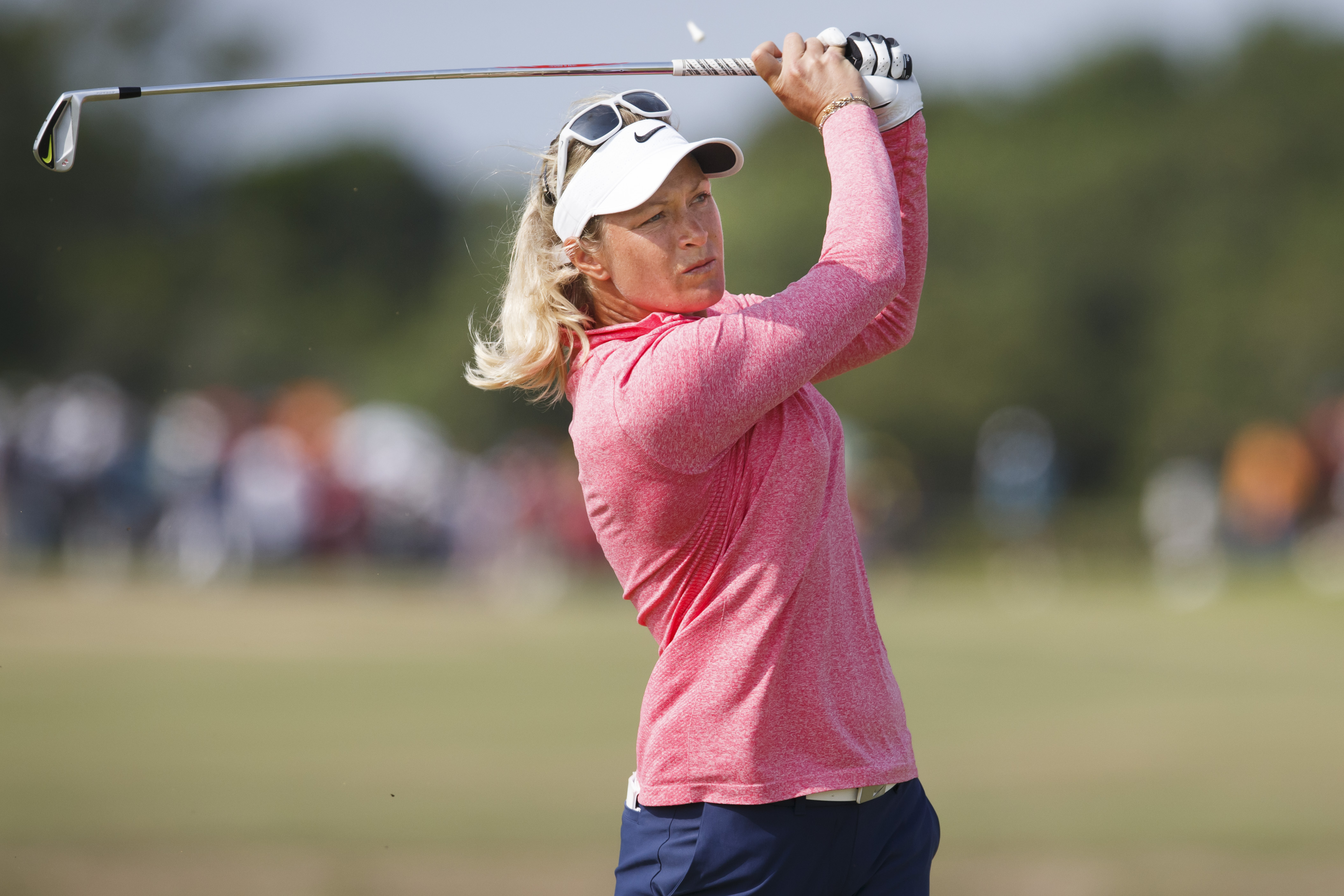 Golfspelar Suzann Pettersen i aksjon under OL-turneringa i golf i Rio de Janeiro i 2016. Då ho starta med golf, fall det i kategorien snobbesport, eit stempel ho seier gradvis har forsvunne. Foto: Heiko Junge / NTB / NPK
