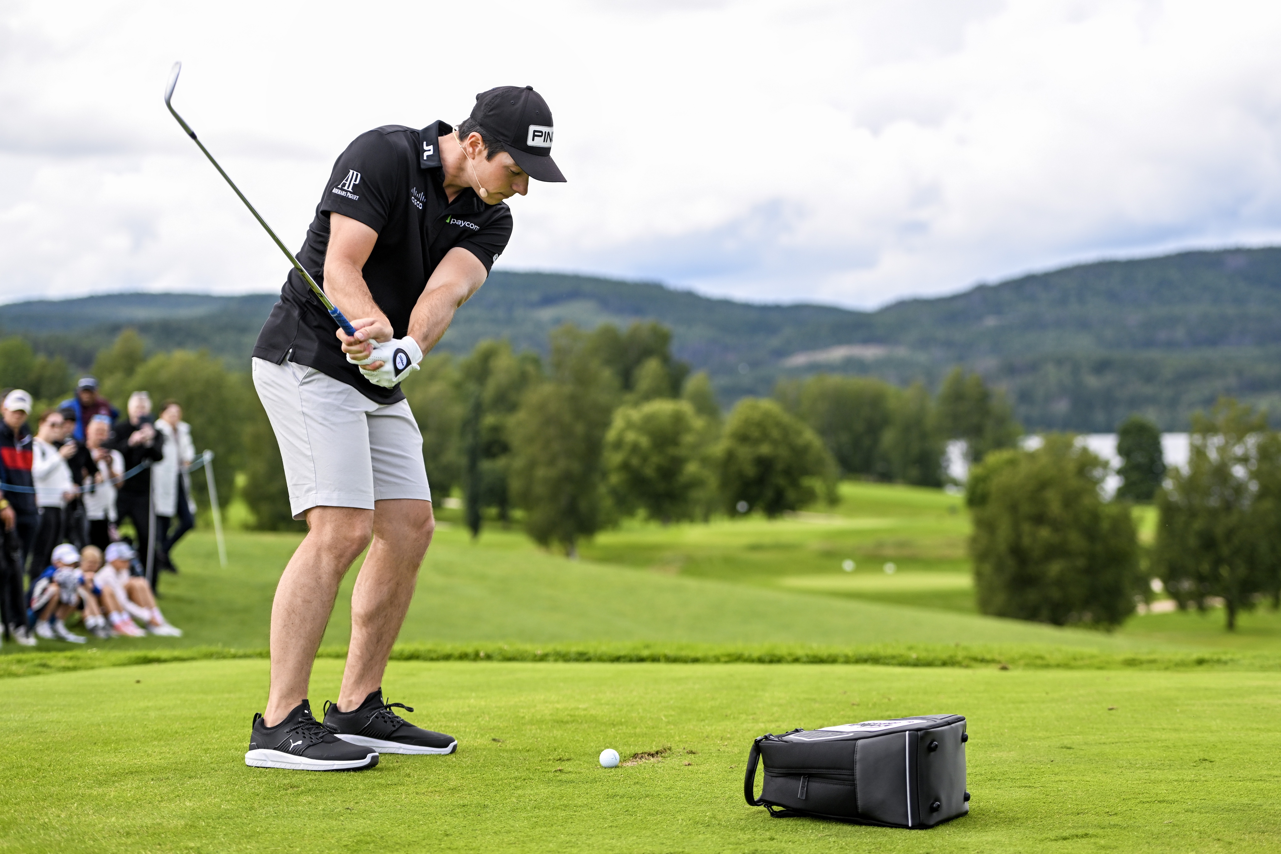 Viktor Hovland har vorte eit viktig førebilete for unge som vil byrje med golf, men endå fleire vorte rekrutterte til sporten av venner. Foto: Beate Oma Dahle / NTB / NPK
